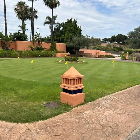 Luxurious 2 Bedroom Garden At El Soto Free Golf - Gym- Tennis - Paddle *