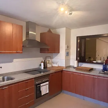Luxurious 2 Bedroom Garden At El Soto Free Golf - Gym- Tennis - Paddle * Ojen