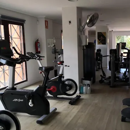 Luxurious 2 Bedroom Garden At El Soto Free Golf - Gym- Tennis - Paddle