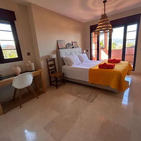 Luxurious 2 Bedroom Garden At El Soto Free Golf - Gym- Tennis - Paddle Ojén